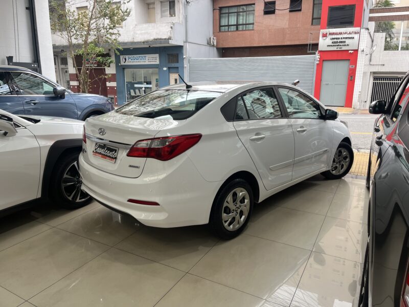 HYUNDAI HB20S COMFORT 1.6 AUT. FLEX***2017*** - Image 7